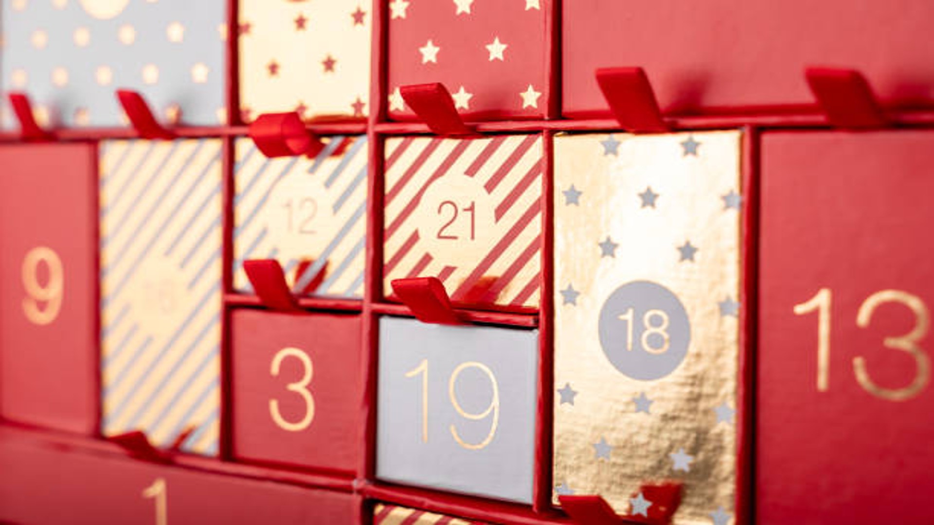 Regali di Natale originali: calendari dell’Avvento con 24 sorprese per ogni gusto